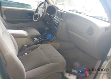 2004 Chevrolet Trailblazer Ls from USA, damaged, VIN 1GNDS13S642147357